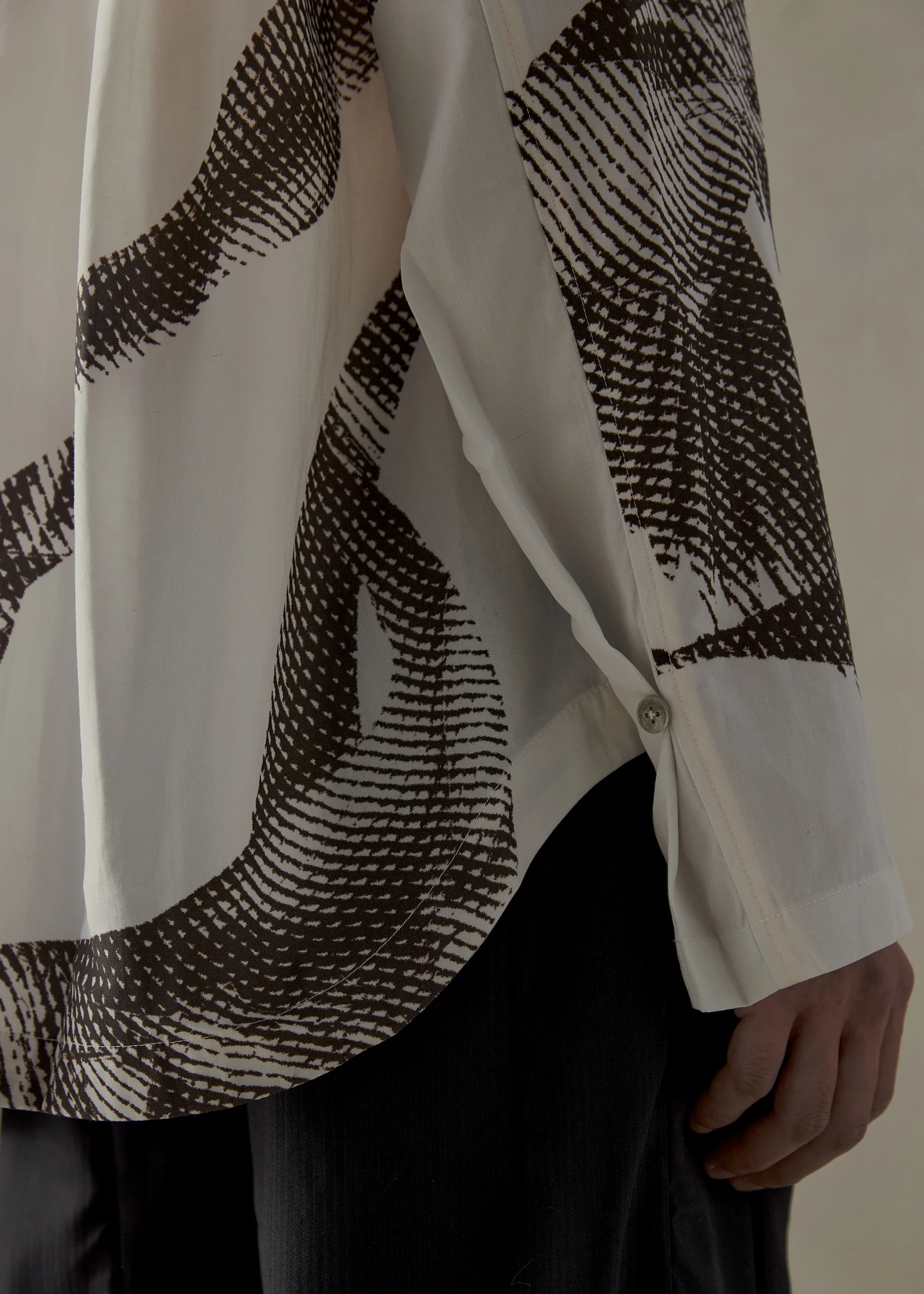 23FW｜Seasonal Print LS（Beige） - Image 6
