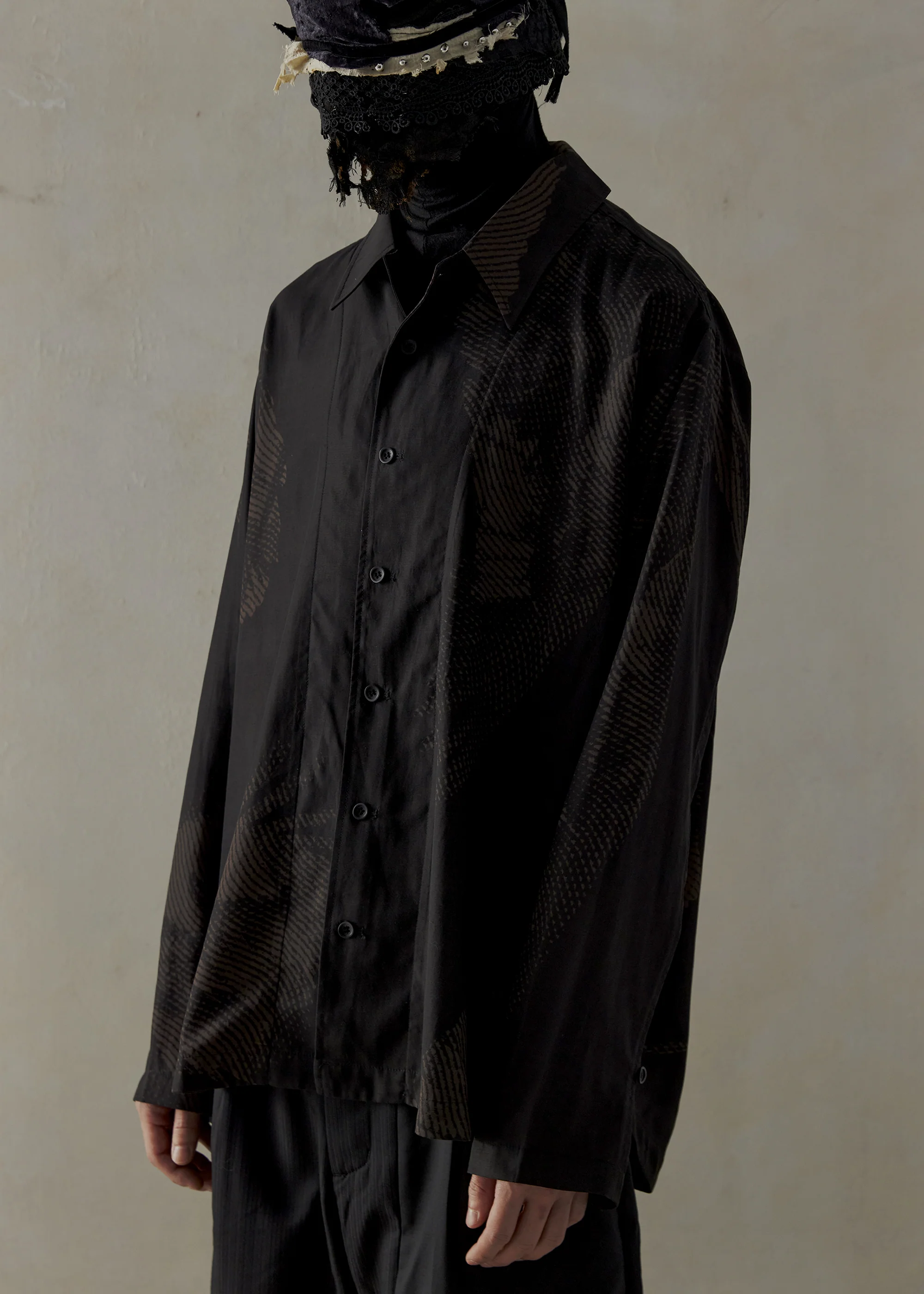 23FW|Seasonal Print LS(Black) - Image 3