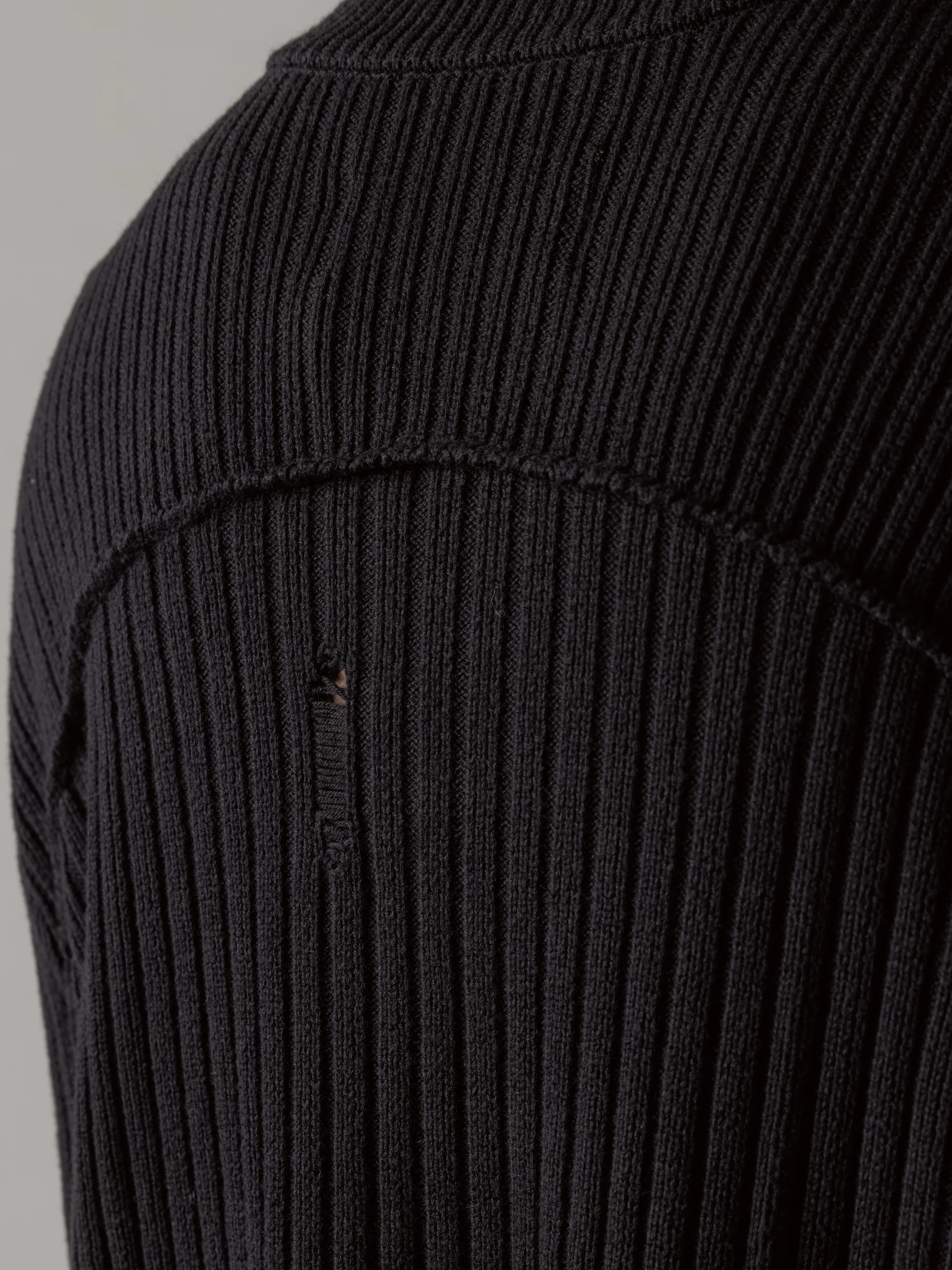 24FW｜Destroyed Knit - Image 4
