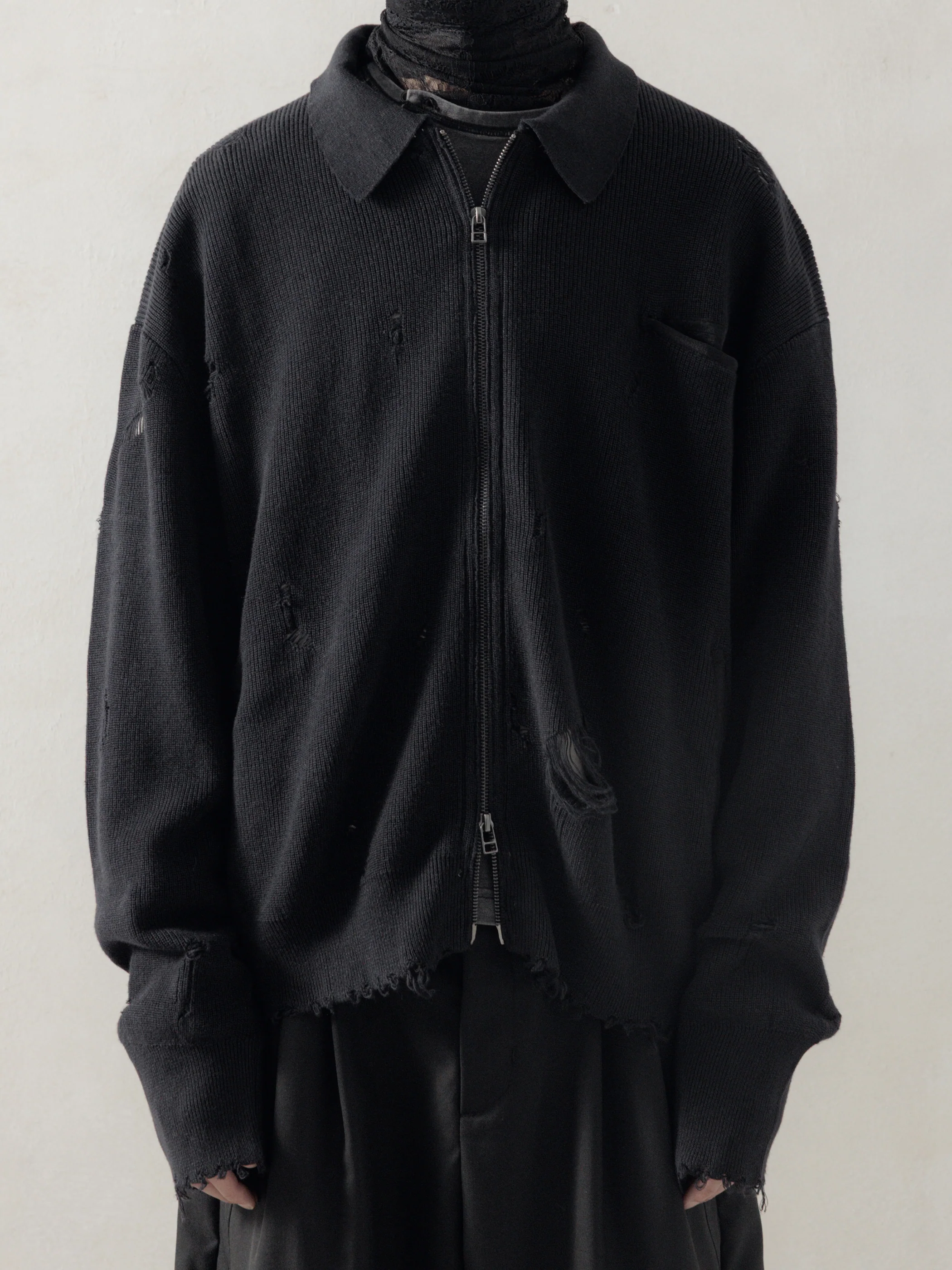 25FW｜Destroyed Knit