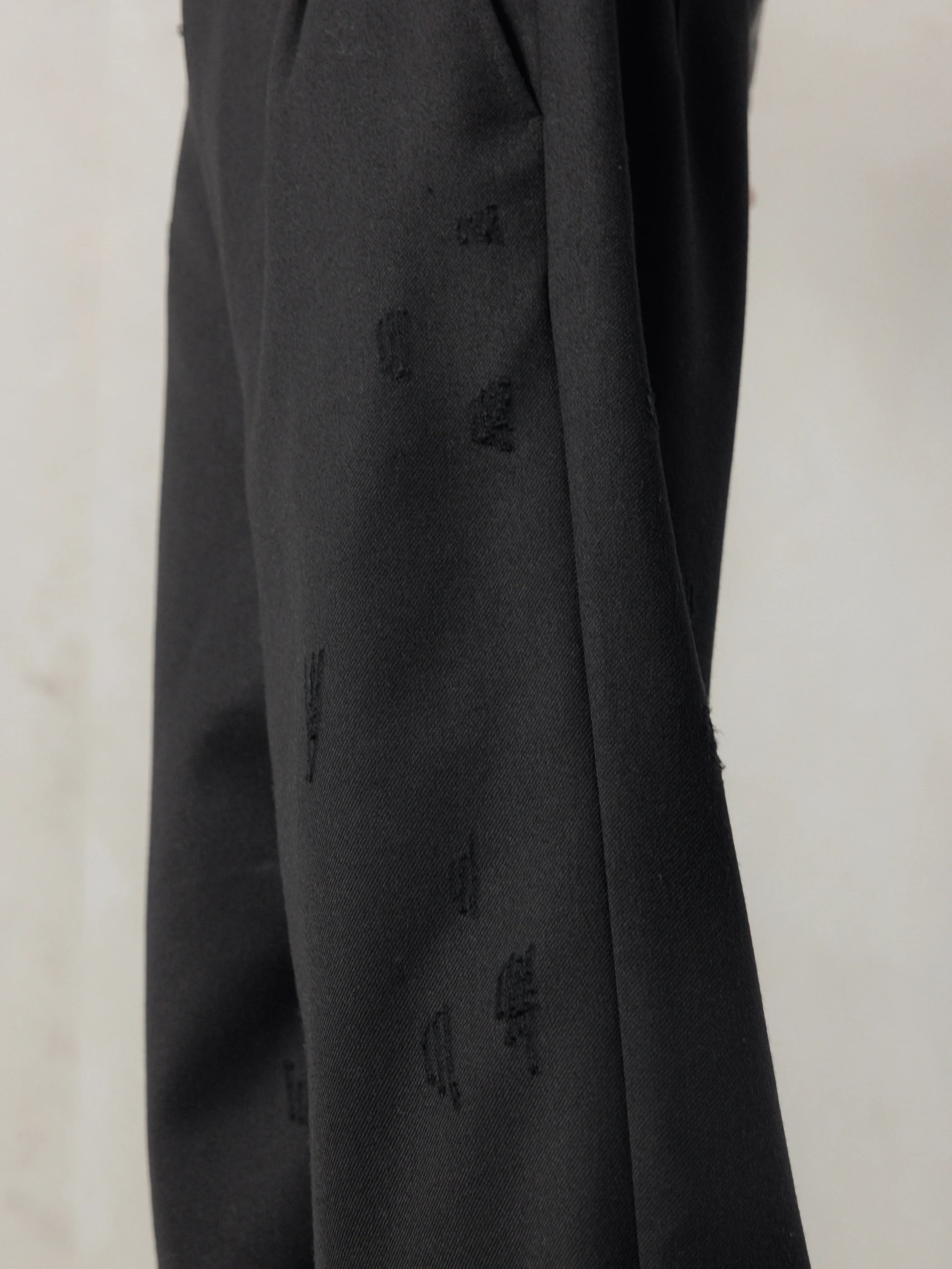 25FW|Distressed Wool Pants - Image 7