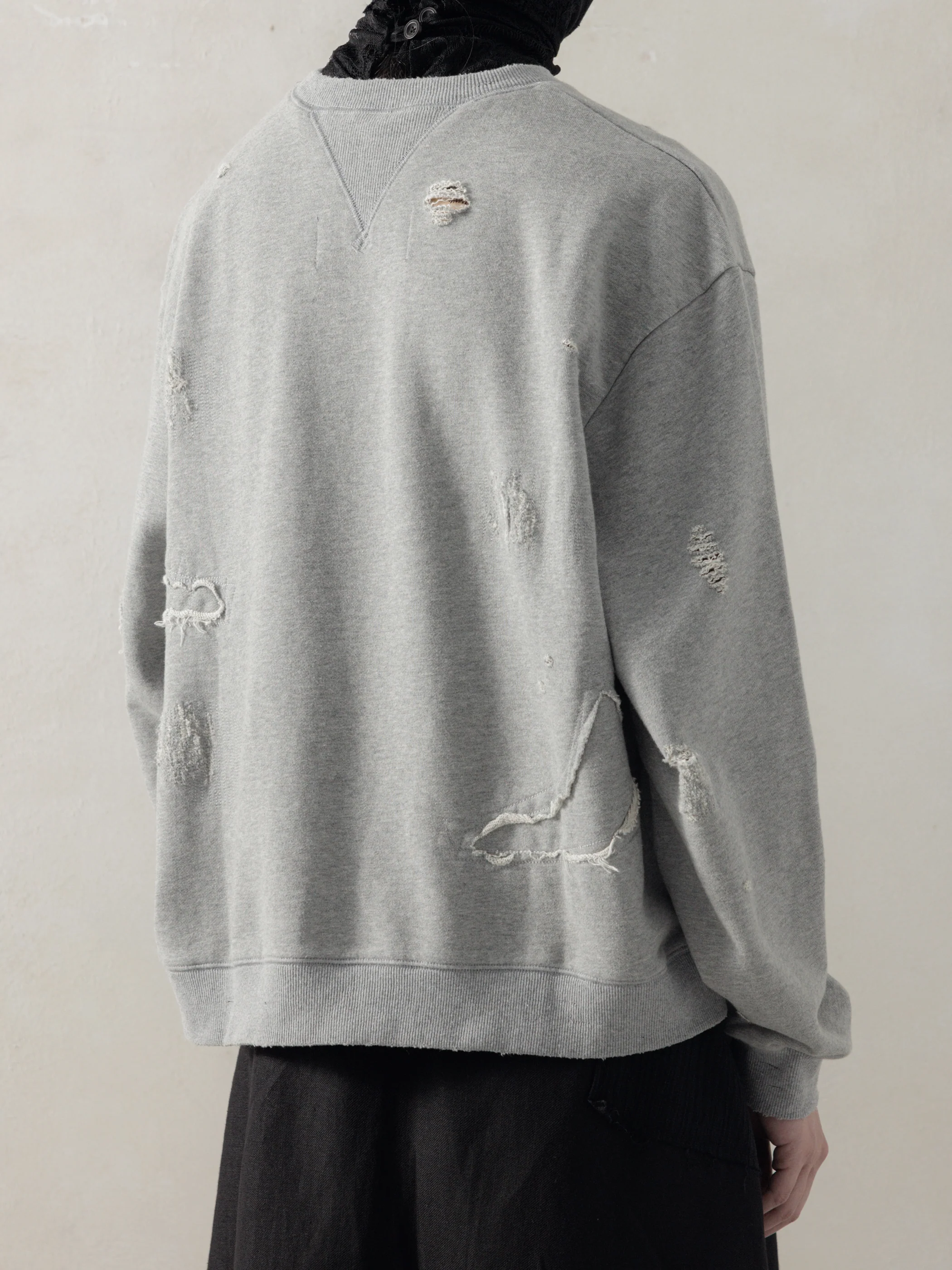 25FW|Double V Destroyed Sweater (Grey) - Image 3
