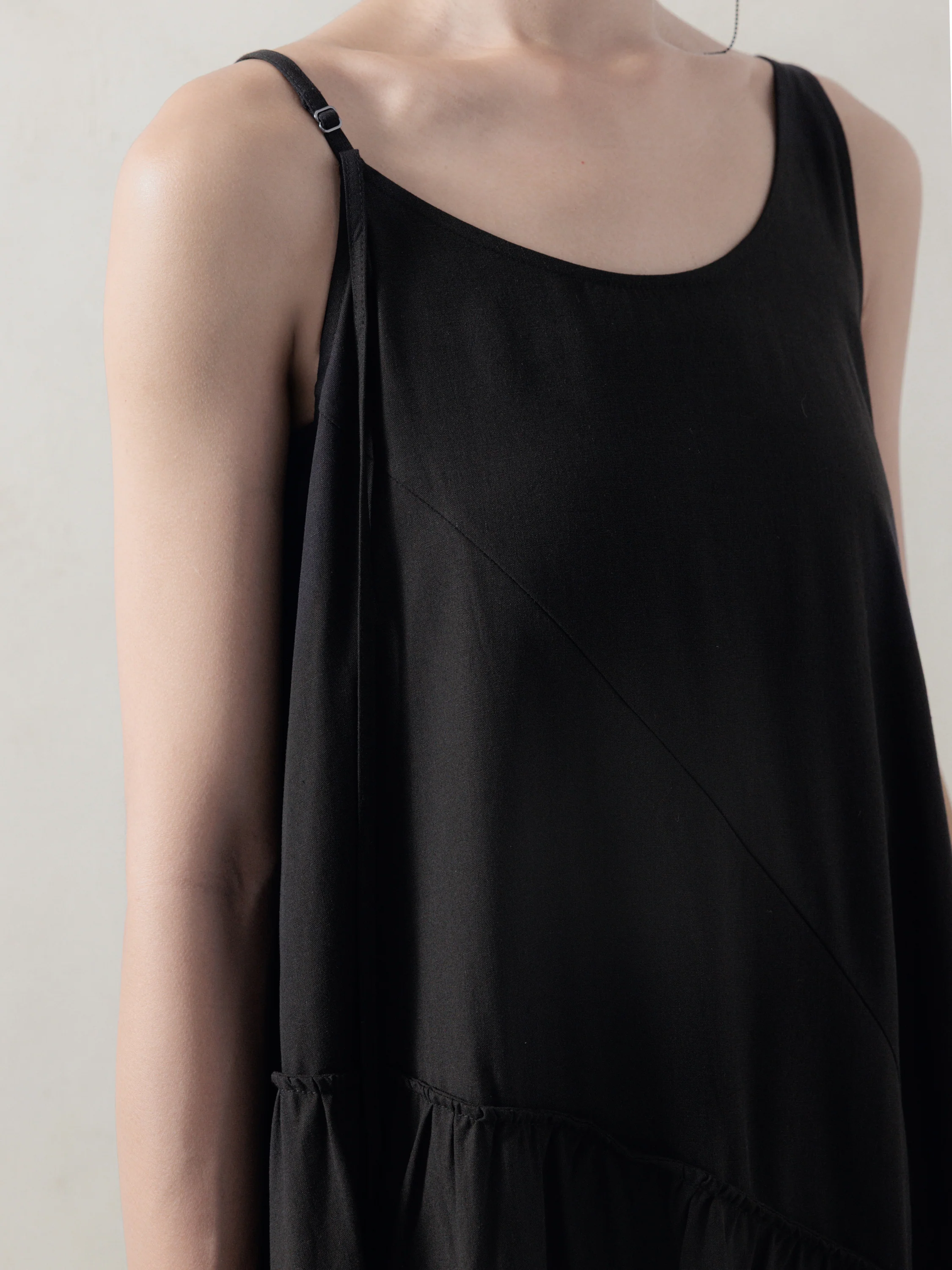 25FW WMS|Comfort Midi Dress (Black) - Image 7