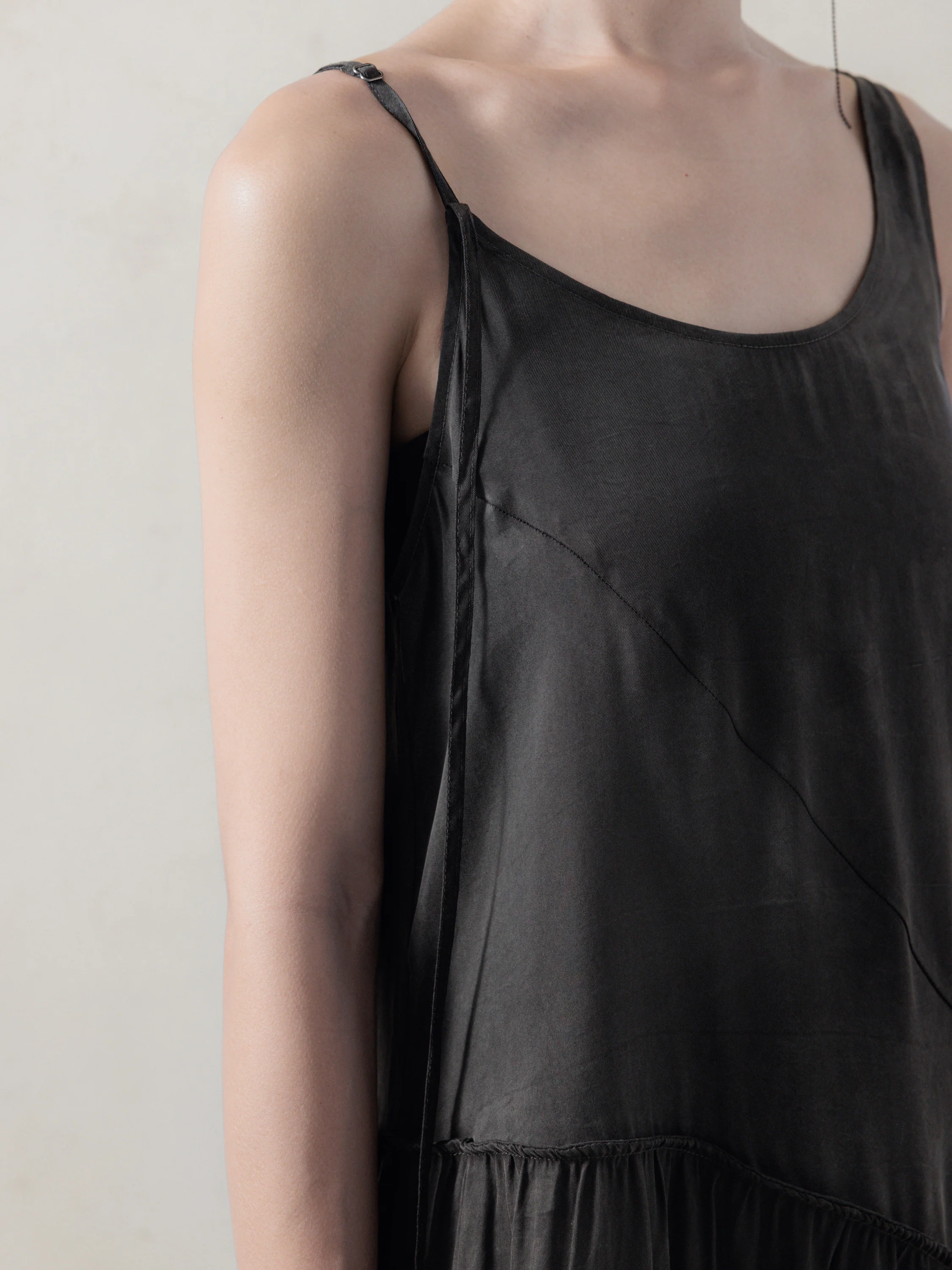 25FW WMS|Comfort Midi Dress (Grey) - Image 7