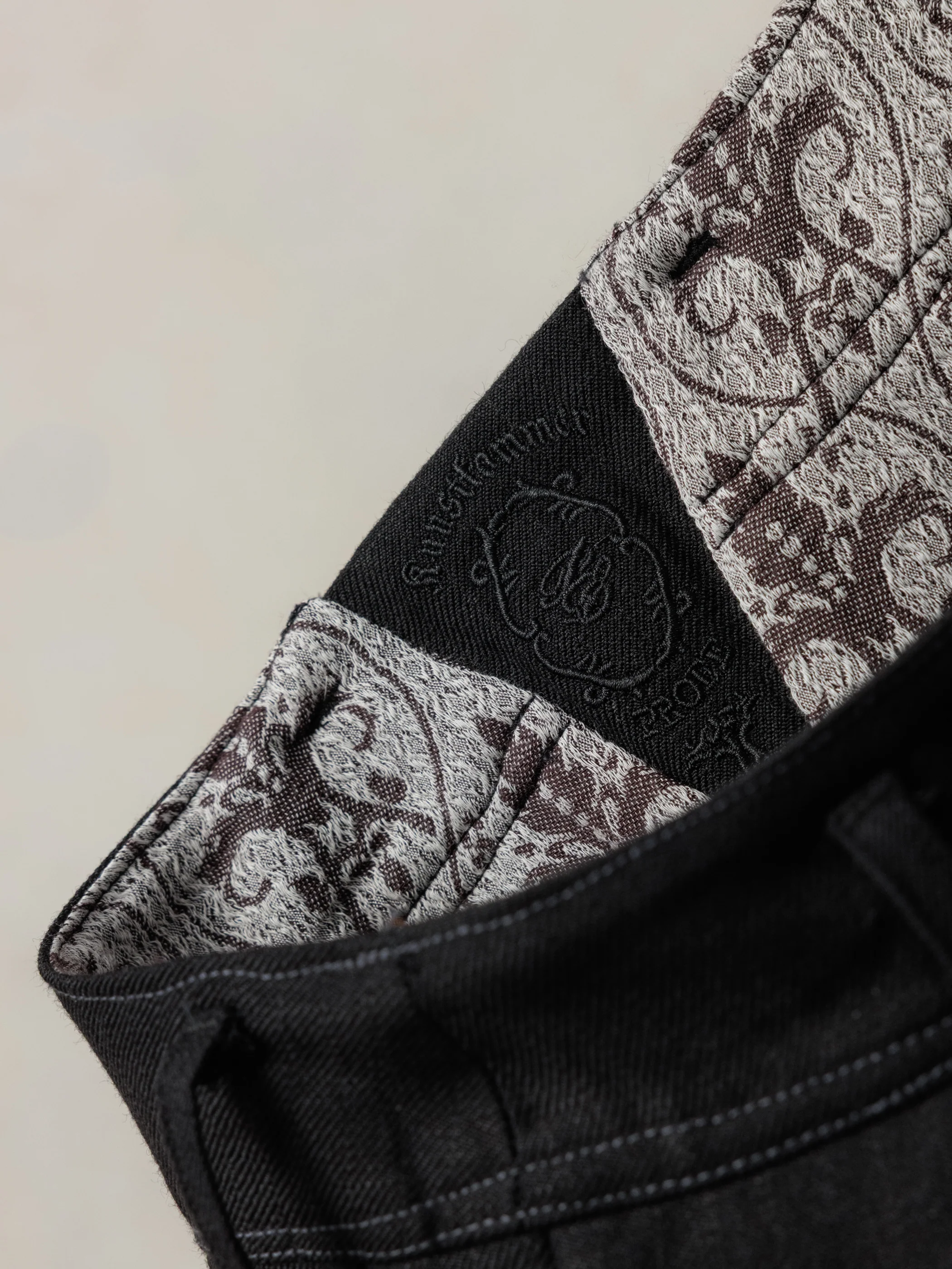 26SS|Button Draft Pants - Image 8