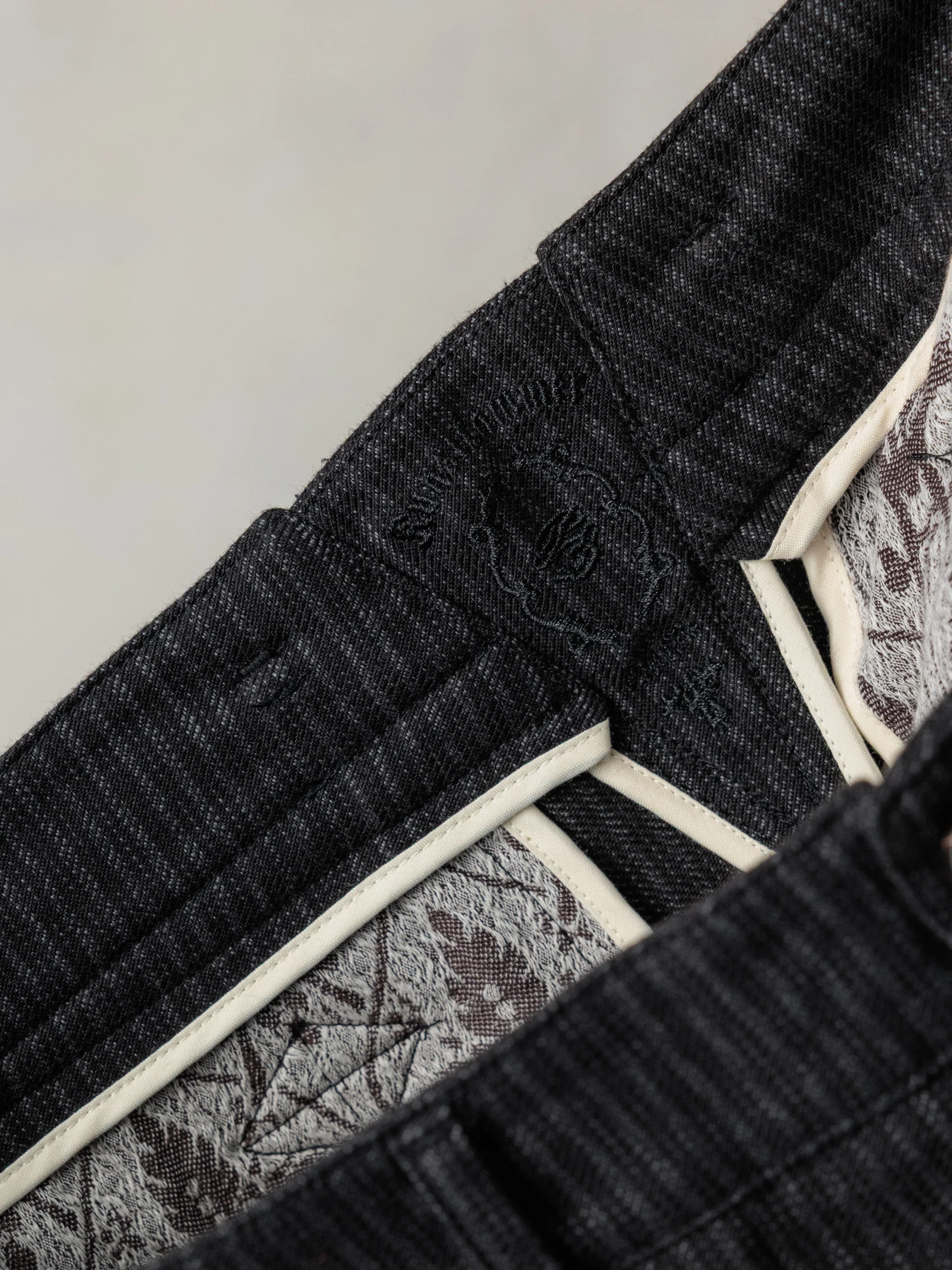 26SS｜E'triped Pants - Image 6