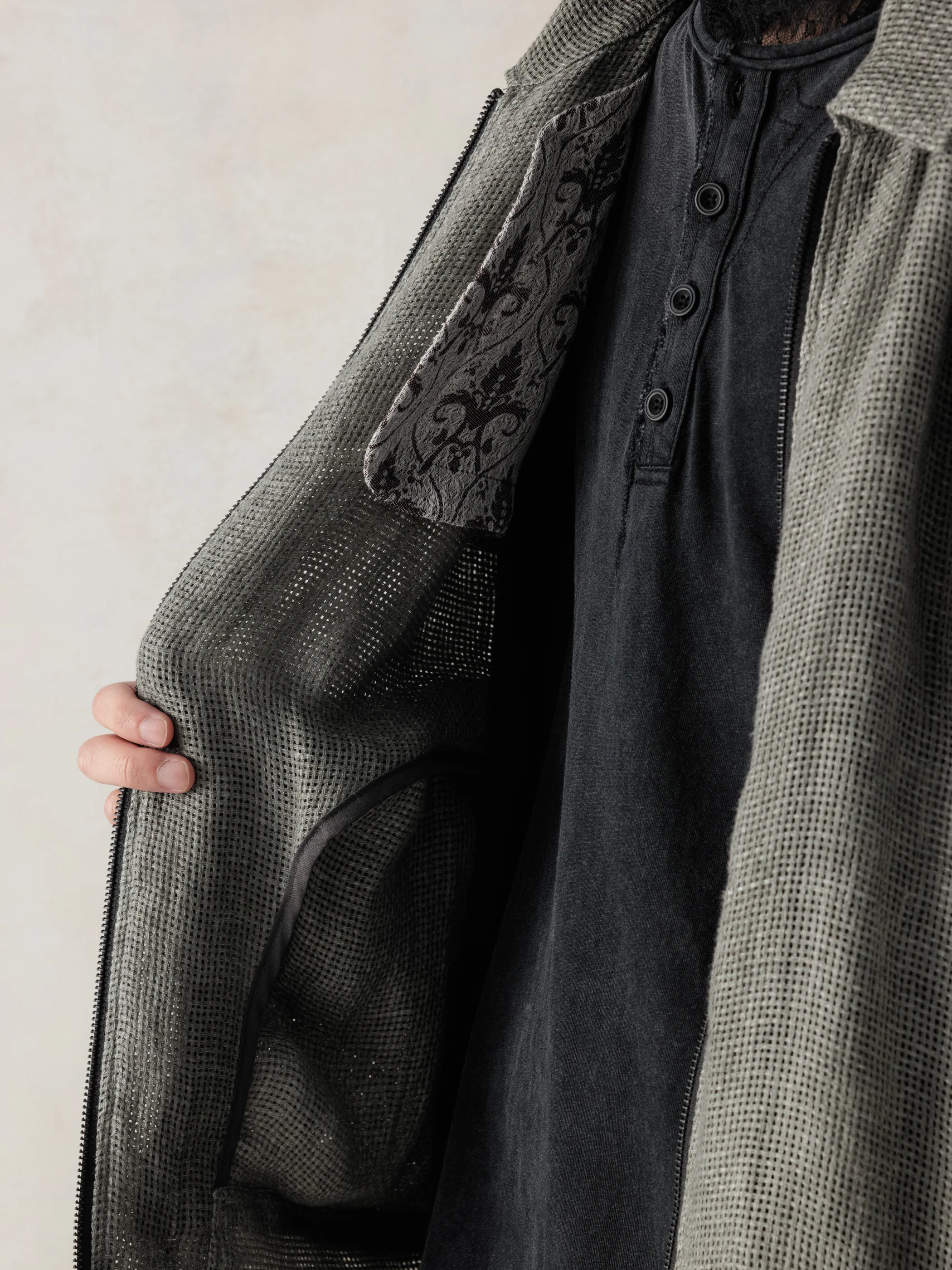26SS｜Mesh Bomber - Image 8