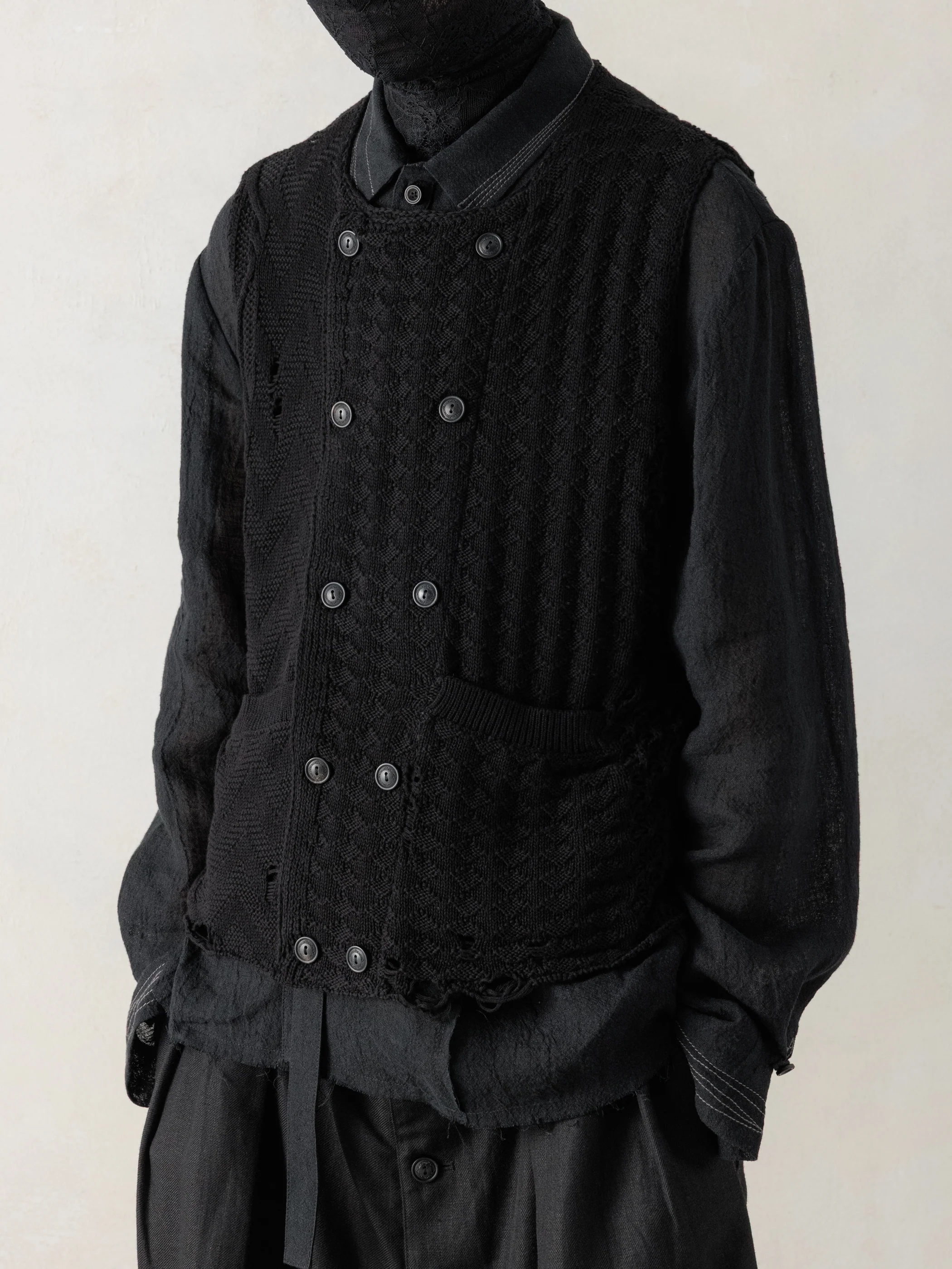 26SS｜Textured Knit Waistcoat - Image 2