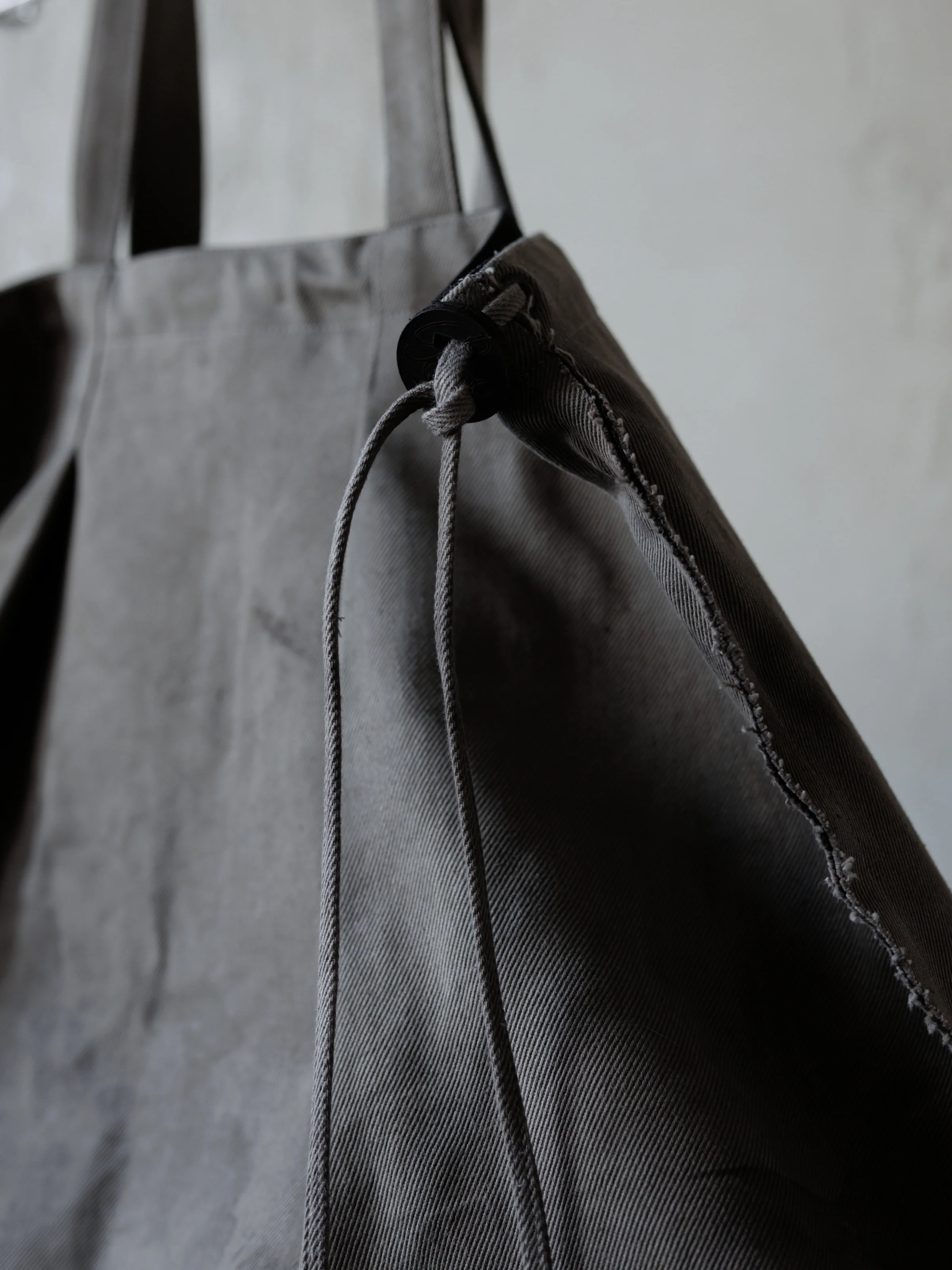 Forgotten Materials|Aged Tote - Image 2