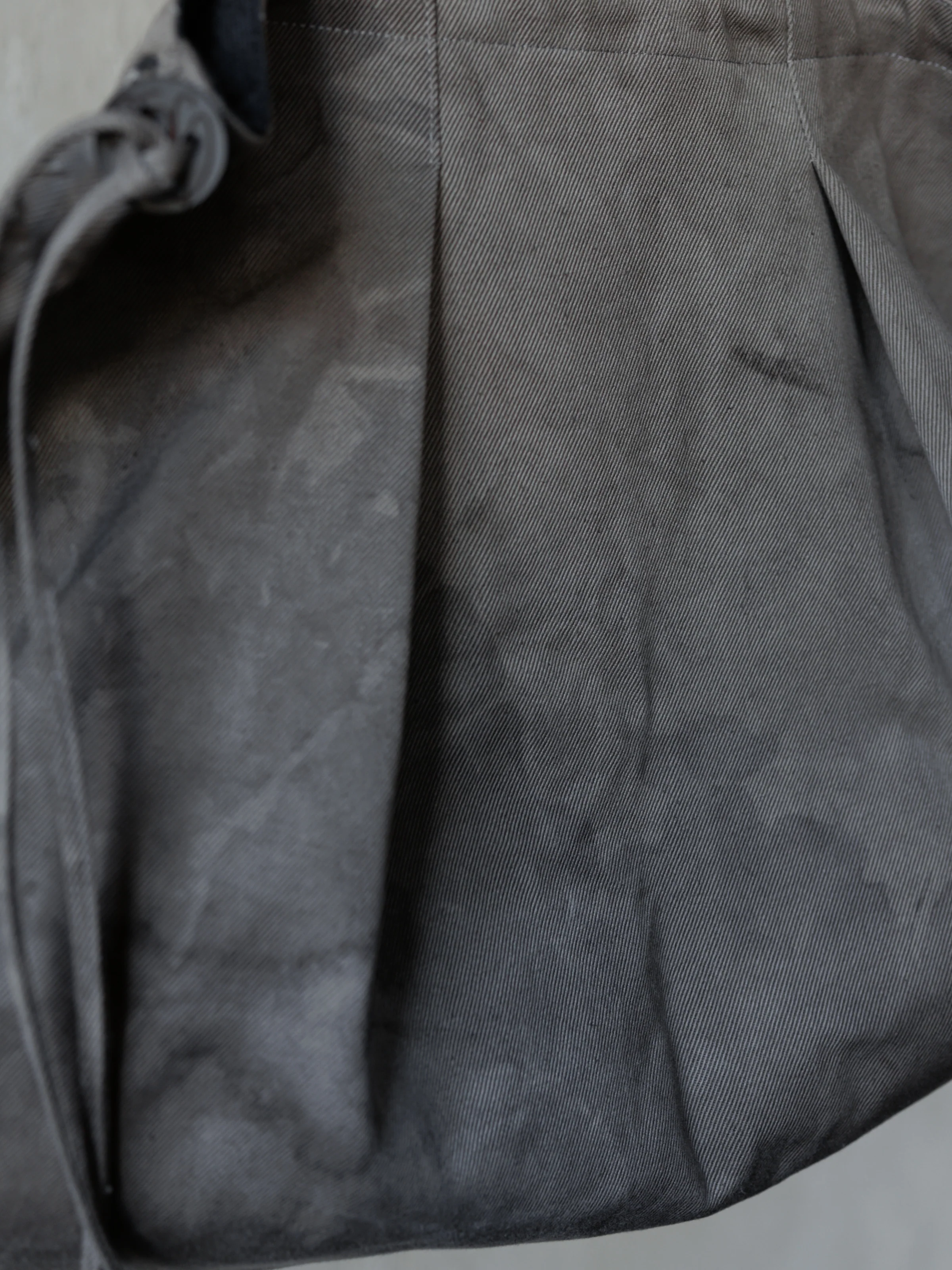 Forgotten Materials|Aged Tote - Image 4