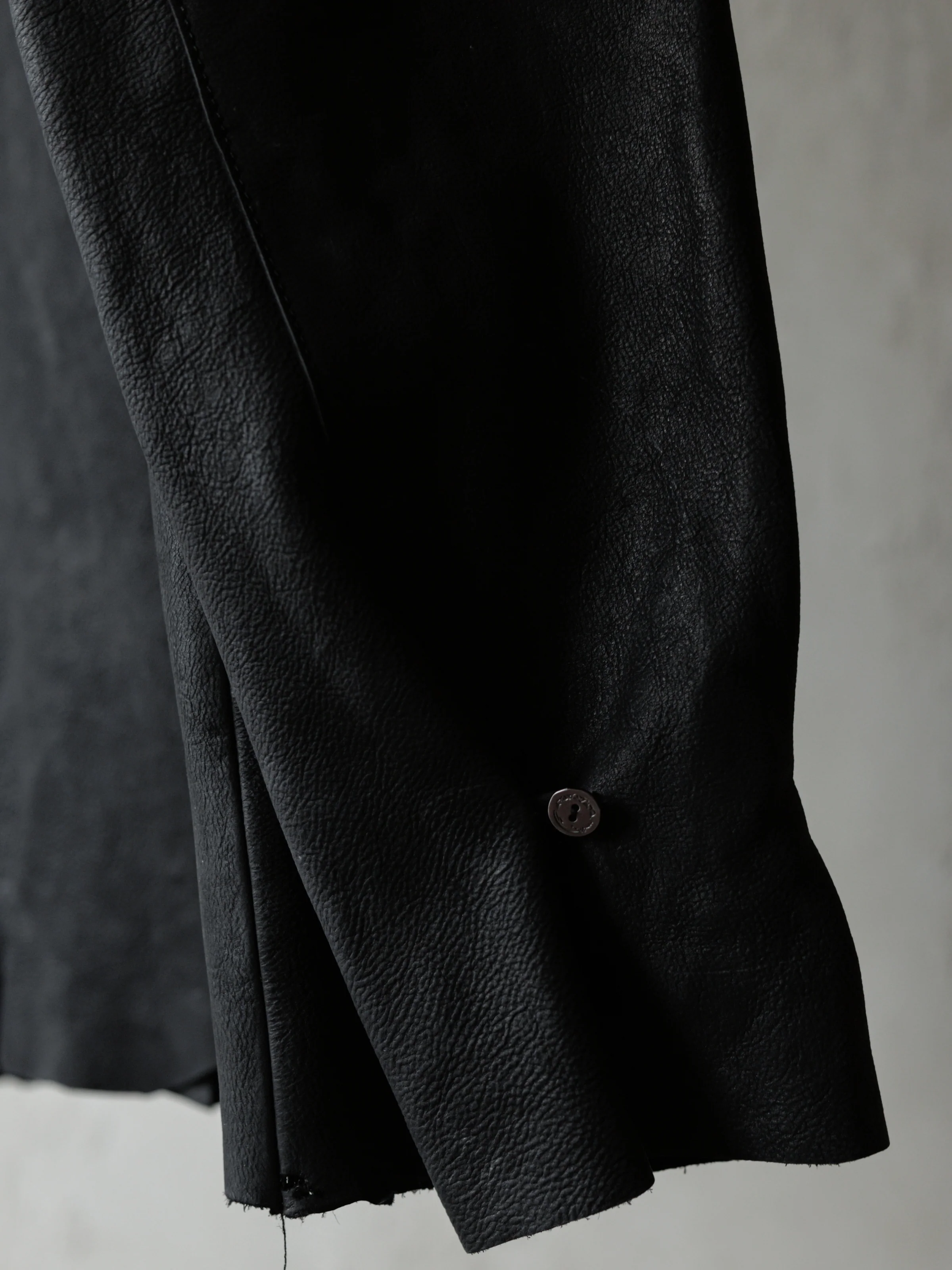Forgotten Materials｜Leather Shirt - Image 5