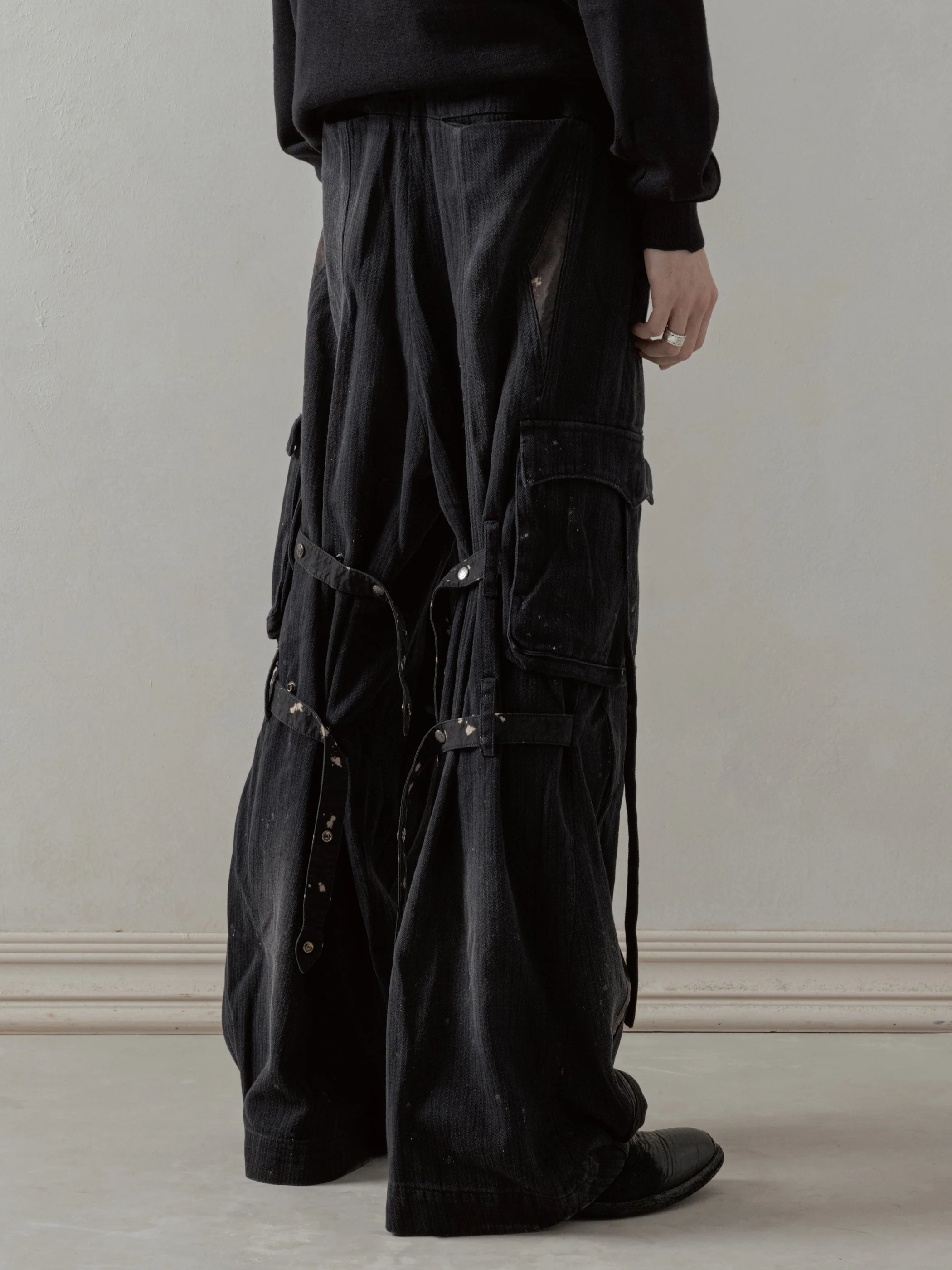 Professor.E｜Parachute Bondage Pants - Image 3