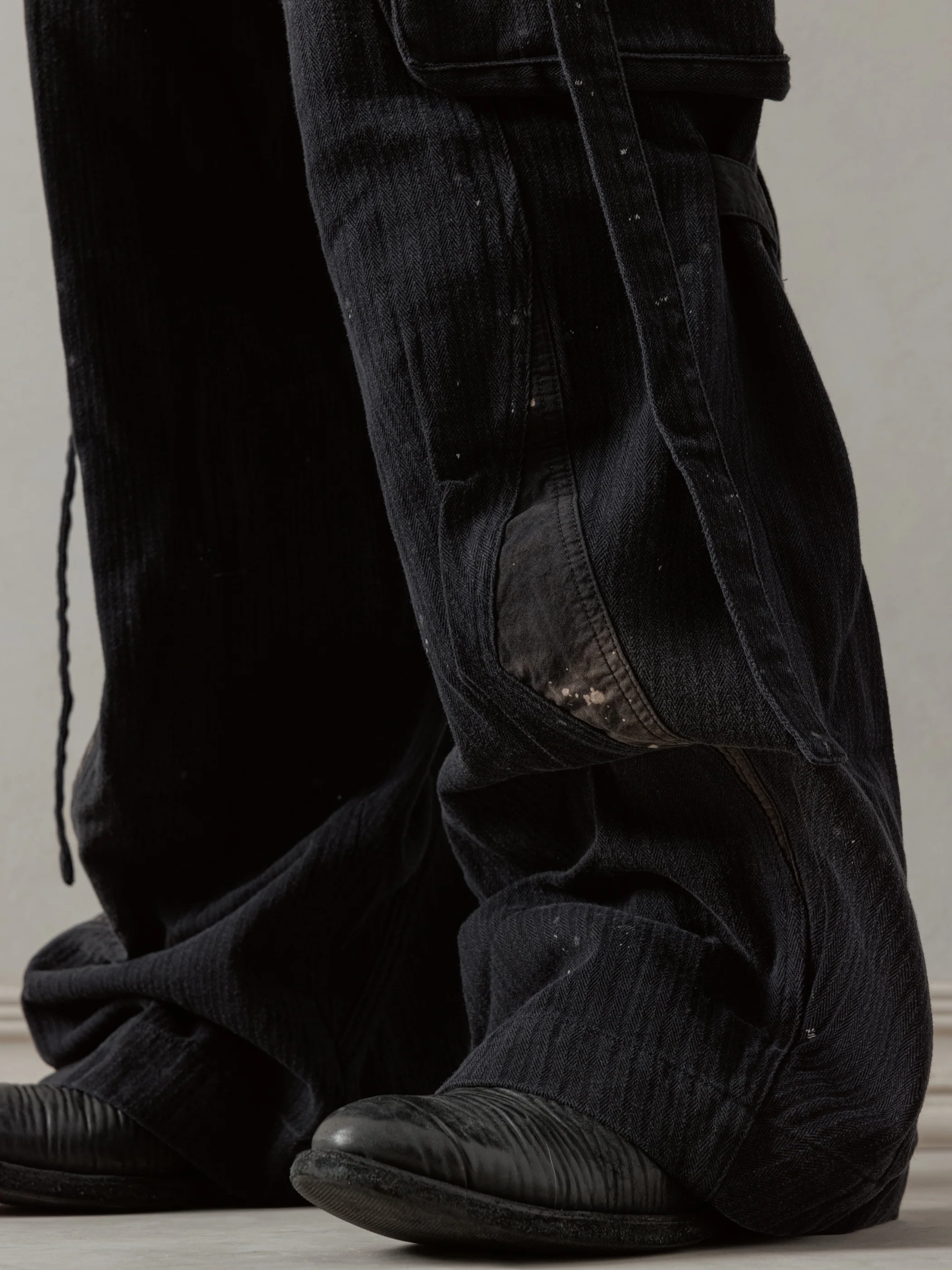 Professor.E｜Parachute Bondage Pants - Image 7